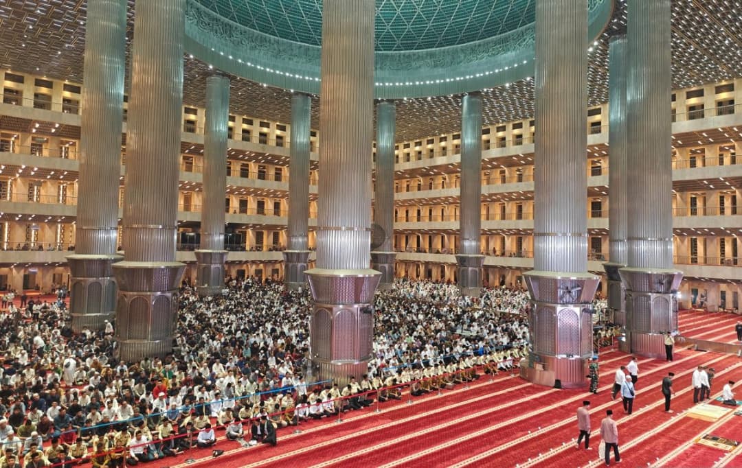 Ketika Doa dan Toleransi Menjadi Warna Akhir Tahun: Refleksi Keberagaman Indonesia yang Tetap Kokoh