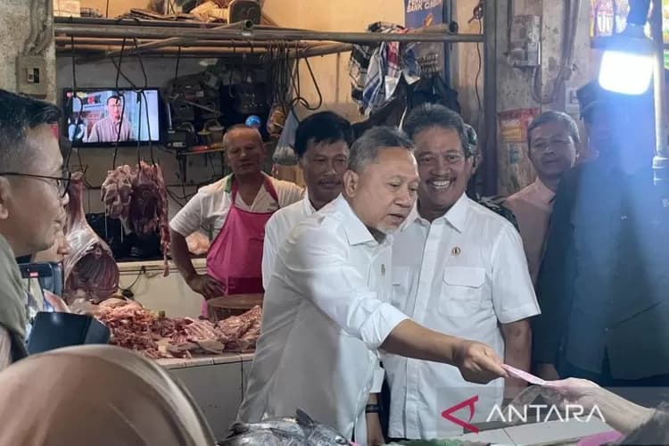 Di Balik Stabilnya Harga Sembako: Strategi dan Tantangan yang Jarang Diketahui Publik