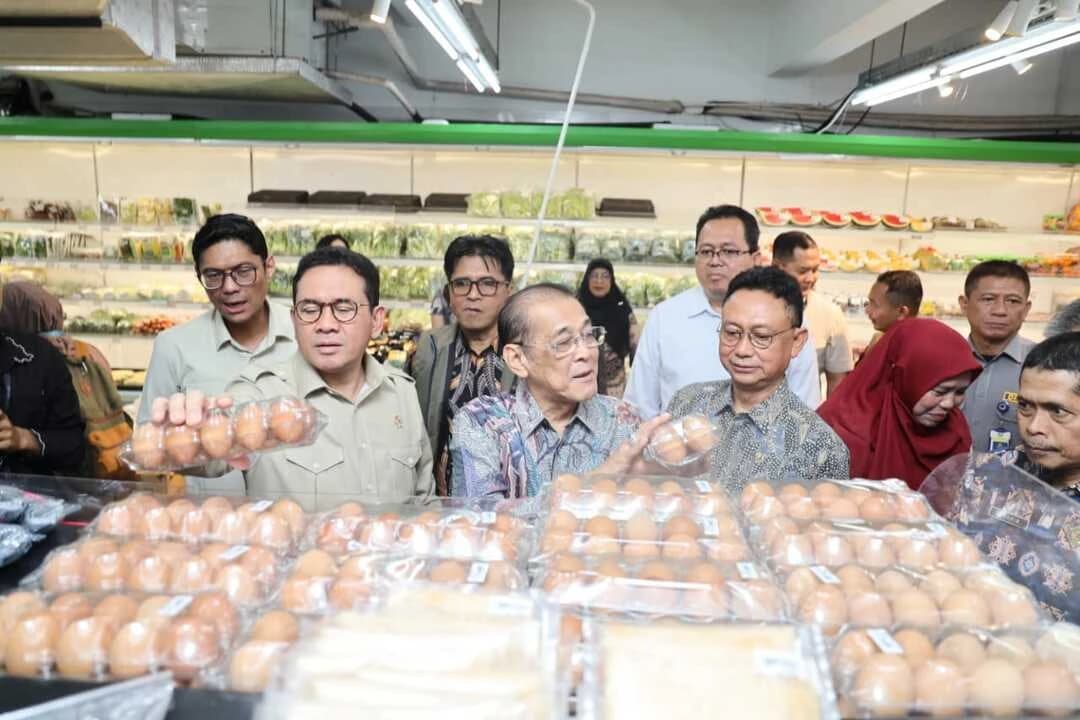Geliat Ekonomi Akhir 2025: Ketika Dompet Masyarakat Bicara Lebih Lantang