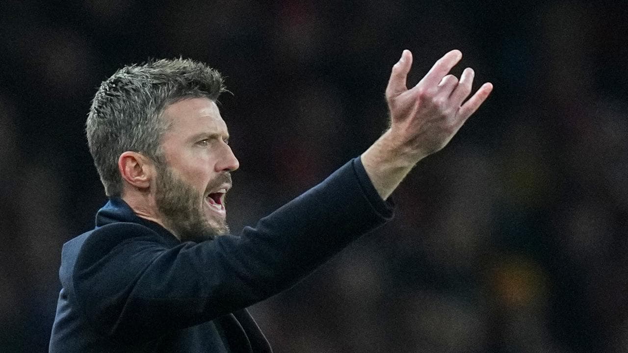 Roy Keane Bentrok dengan Sentimen Fans MU: Mengapa Euforia Carrick Bisa Jadi Jebakan Berbahaya?