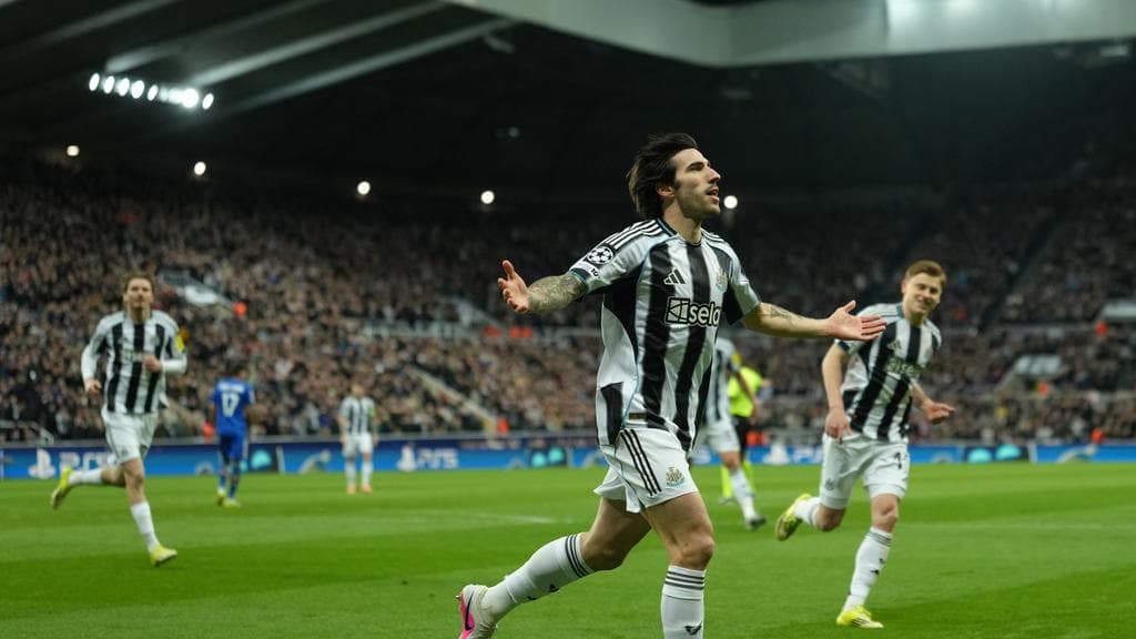 St. James' Park Bergemuruh: Newcastle Pastikan Tiket 16 Besar Champions League Lewat Drama Malam yang Tak Terlupakan