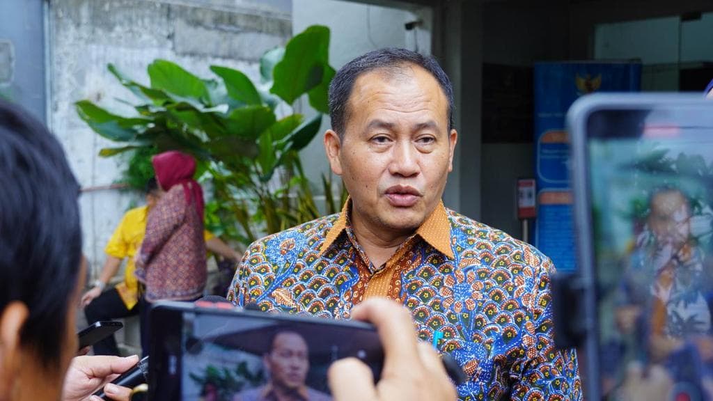 Ketika Label Halal Jadi Komoditas Negosiasi: Apa Dampaknya Bagi Konsumen Indonesia?