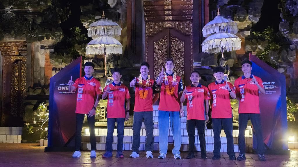 Lebih Susah dari Balapan MotoGP? Pengalaman Unik Joan Mir dan Luca Marini Menyelami Budaya Bali