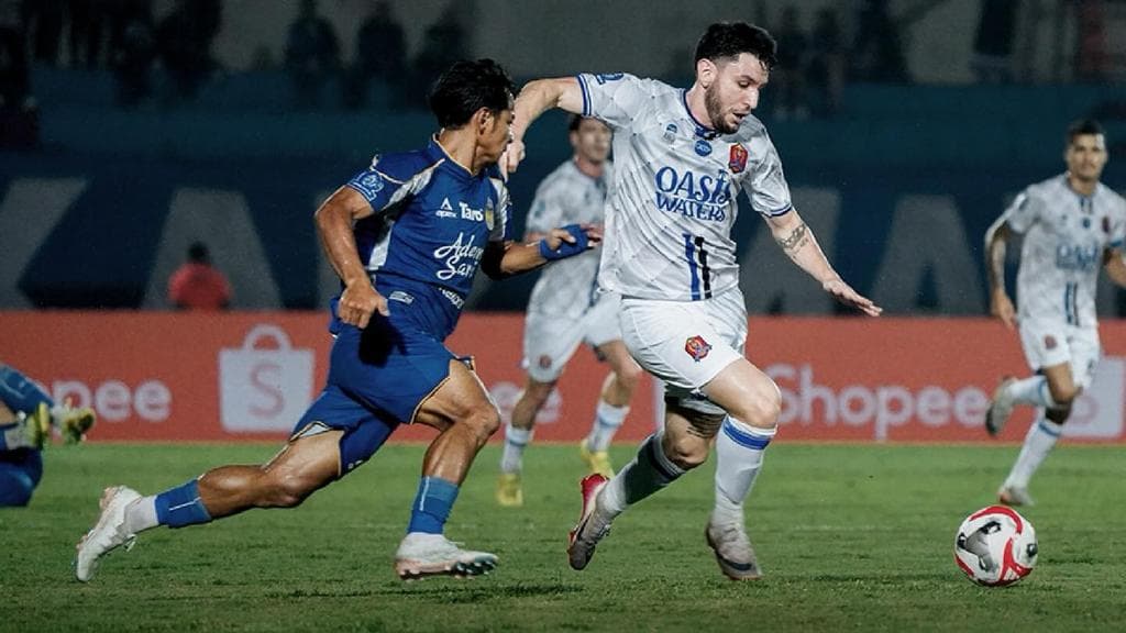 Malam Penuh Drama di Sultan Agung: PSIM Hampir Terkapar, VAR Jadi Pahlawan Tak Terduga