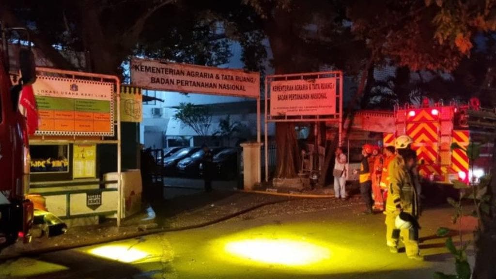 Kebakaran di Tendean Berakhir Tanpa Korban: Refleksi Pentingnya Sistem Peringatan Dini di Perumahan Padat