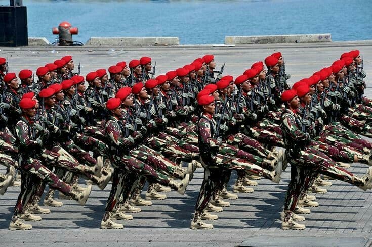 Ketika Perang Tak Lagi Berbentuk: Transformasi Strategi Pertahanan di Dunia yang Terhubung